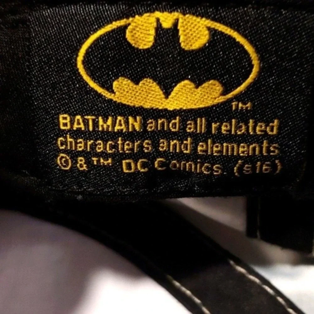 DC Comics Youth Batman‎ Graffiti Print Snapback Hat Neon Yellow OSFM